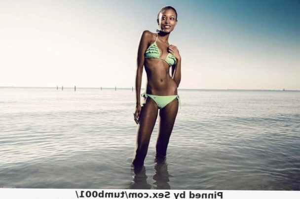 foto di donne in bikini