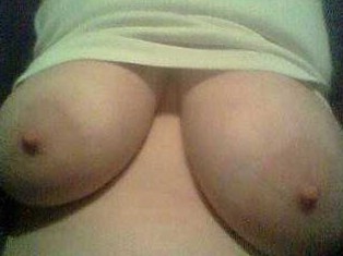 sexy big natural tits